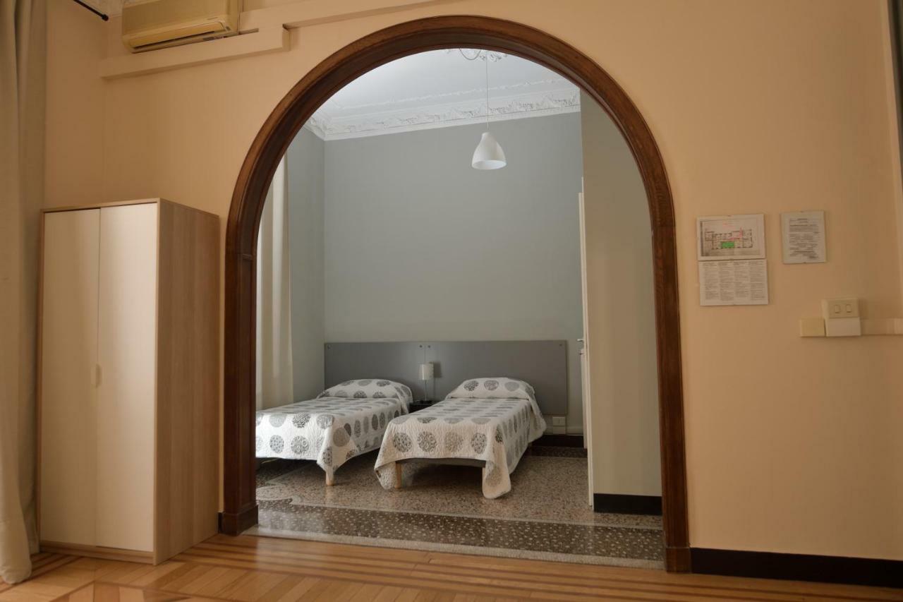 Check-Inn Rooms Genova Centro Extérieur photo